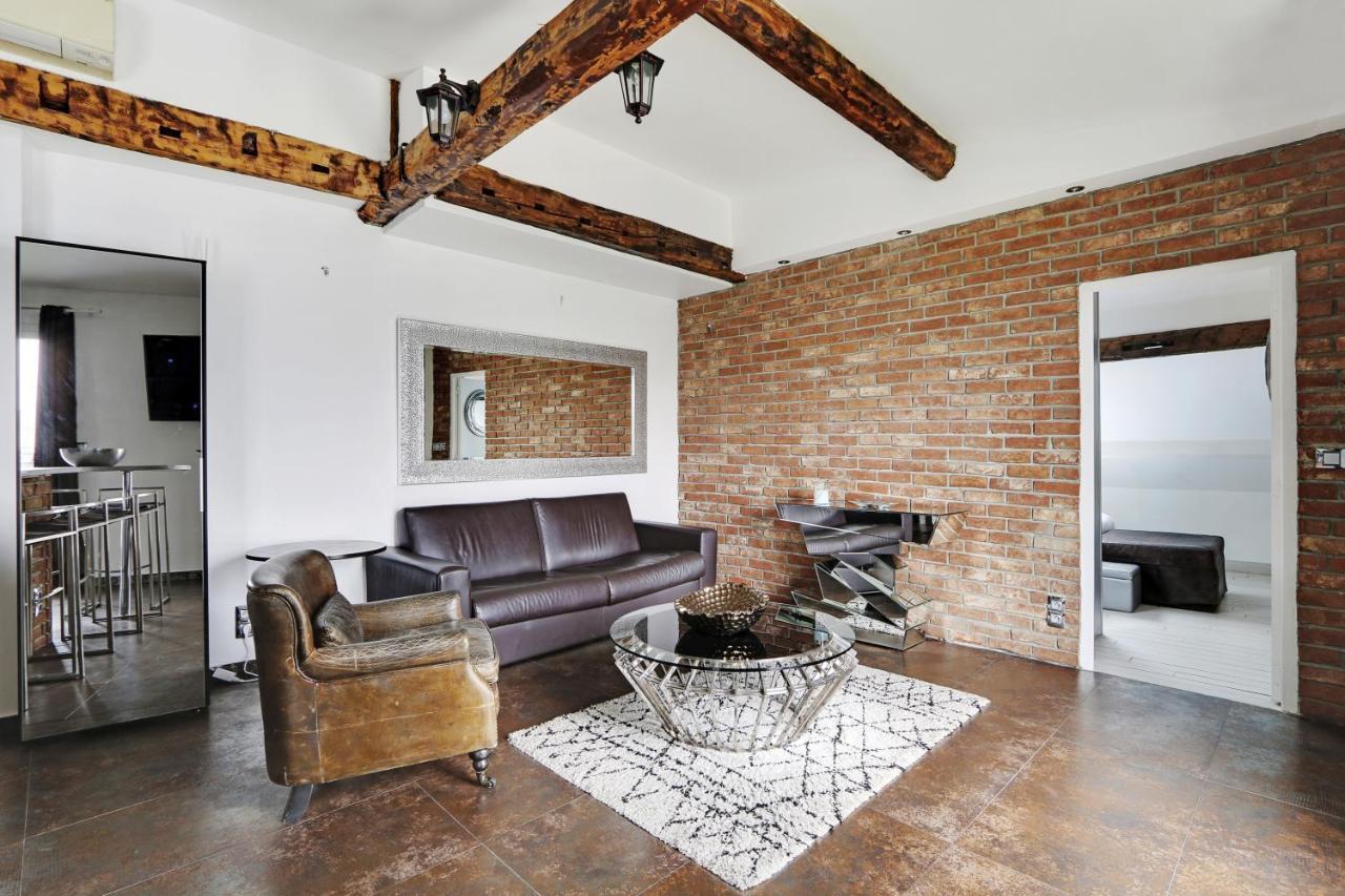Pick A Flat'S Apartments In Le Marais - Rue Saint Merri Paris Exterior photo