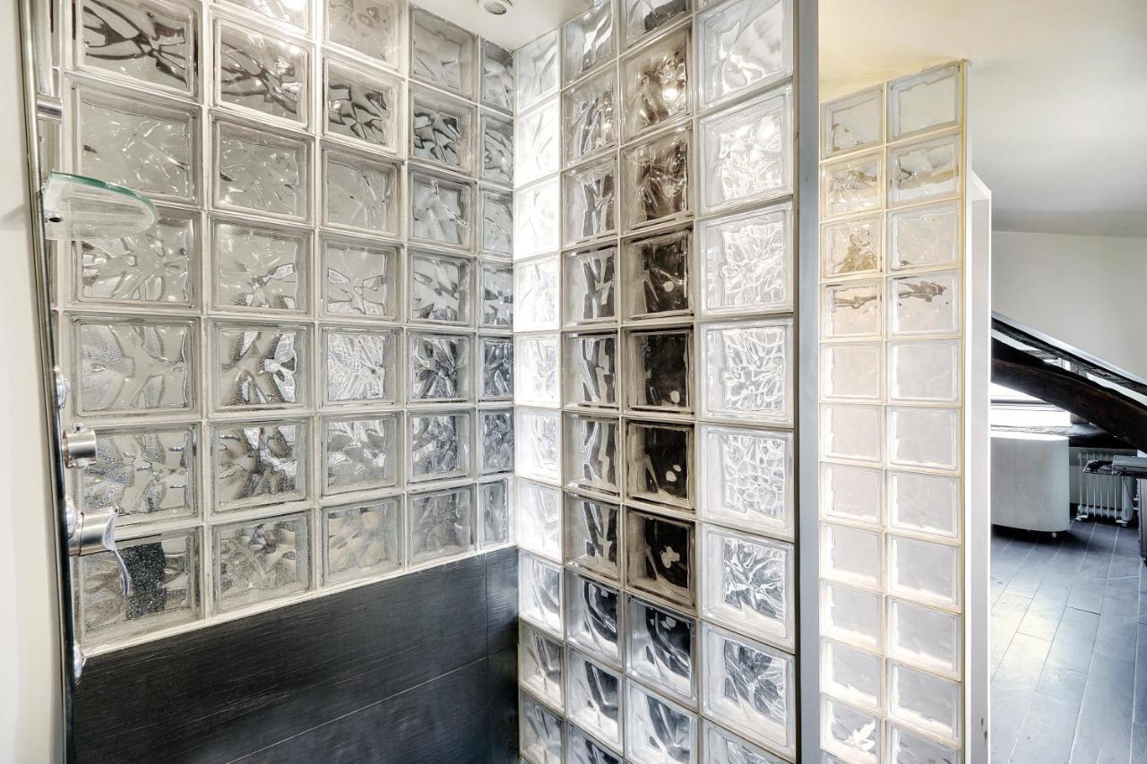 Pick A Flat'S Apartments In Le Marais - Rue Saint Merri Paris Exterior photo