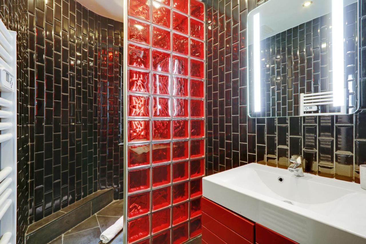 Pick A Flat'S Apartments In Le Marais - Rue Saint Merri Paris Exterior photo