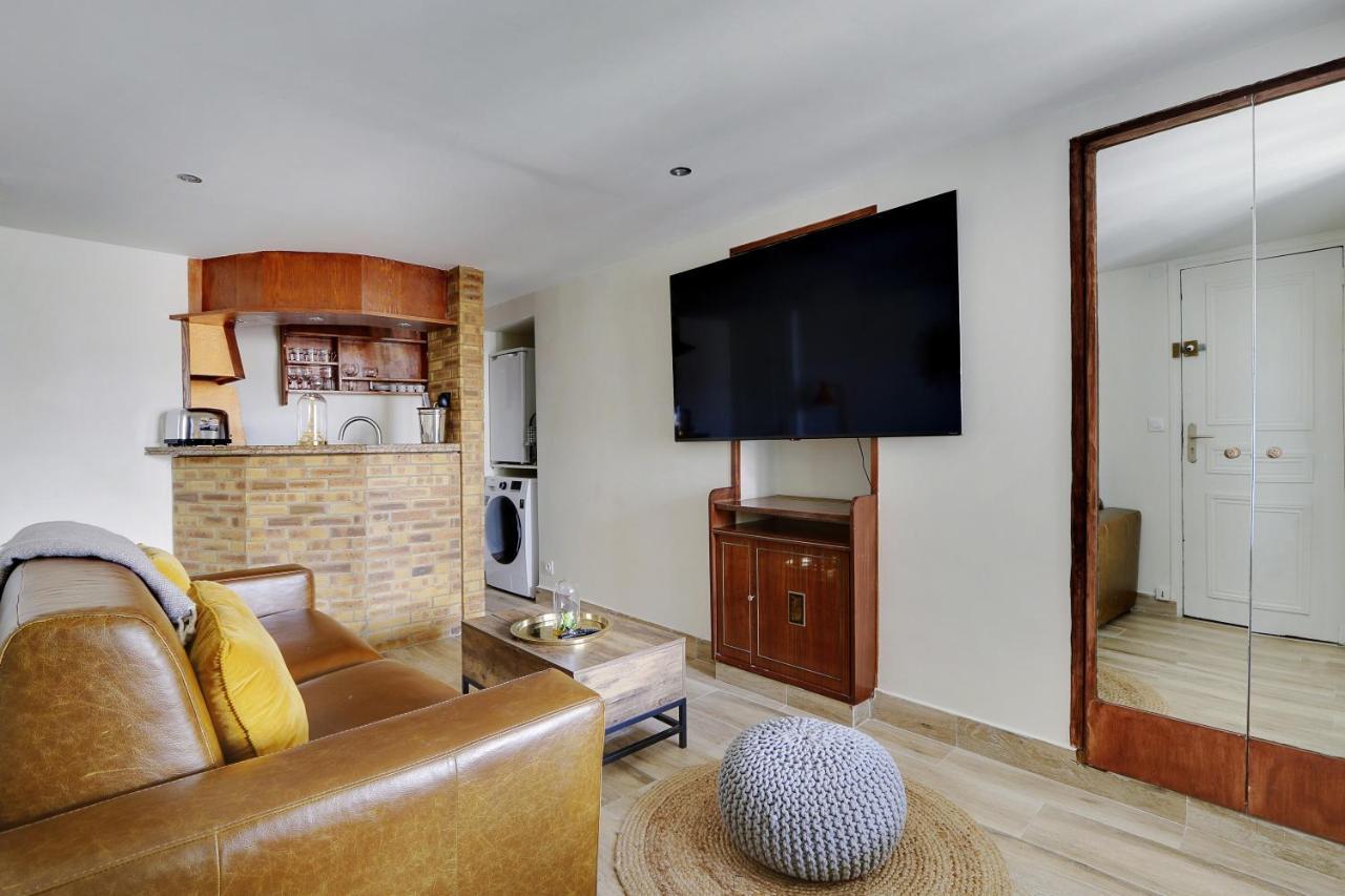 Pick A Flat'S Apartments In Le Marais - Rue Saint Merri Paris Exterior photo